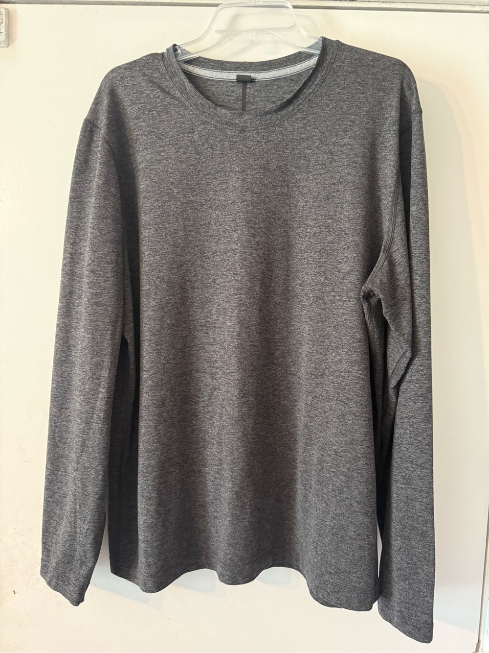 Lulullemon Heather Gray Long Sleeve Crewneck